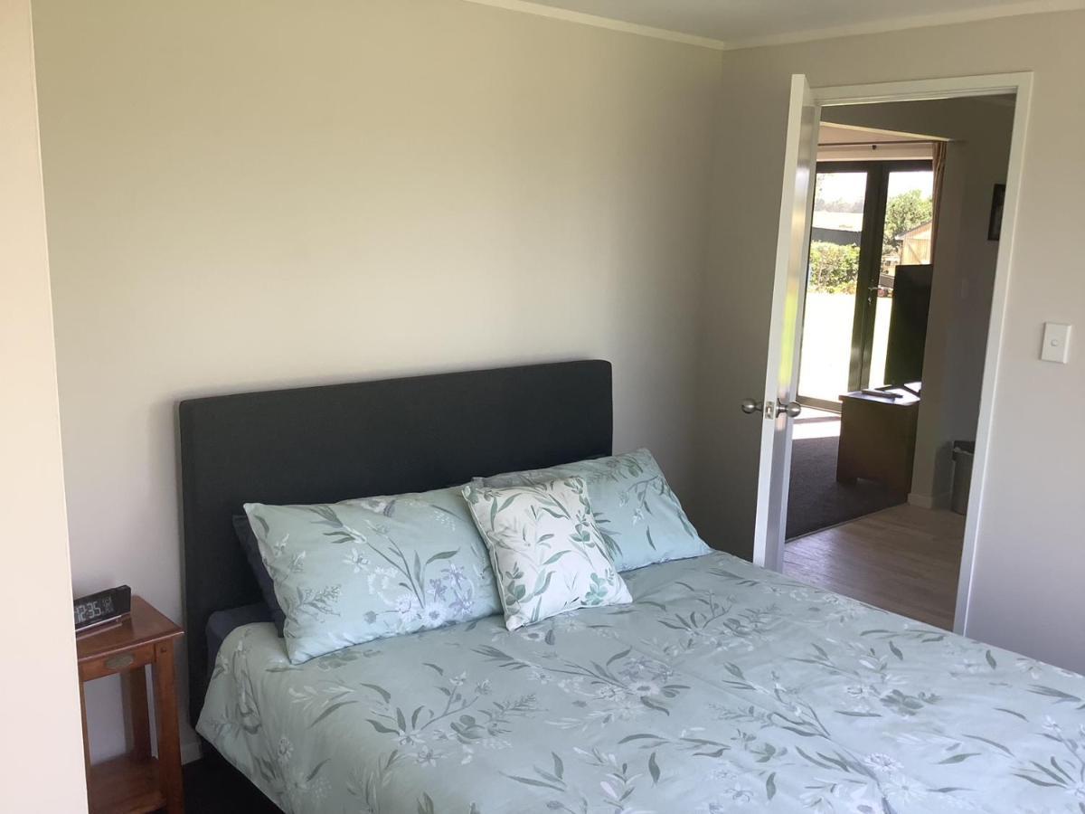 Kaiaua Bayview Farm Apartment オークランド エクステリア 写真